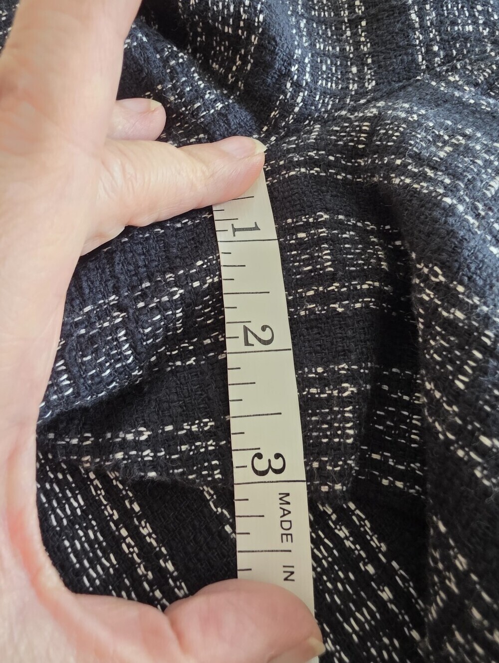 Joie Black And White Caviar Cotton Linen Tweed Shorts Size 4 - Picture 9 of 11